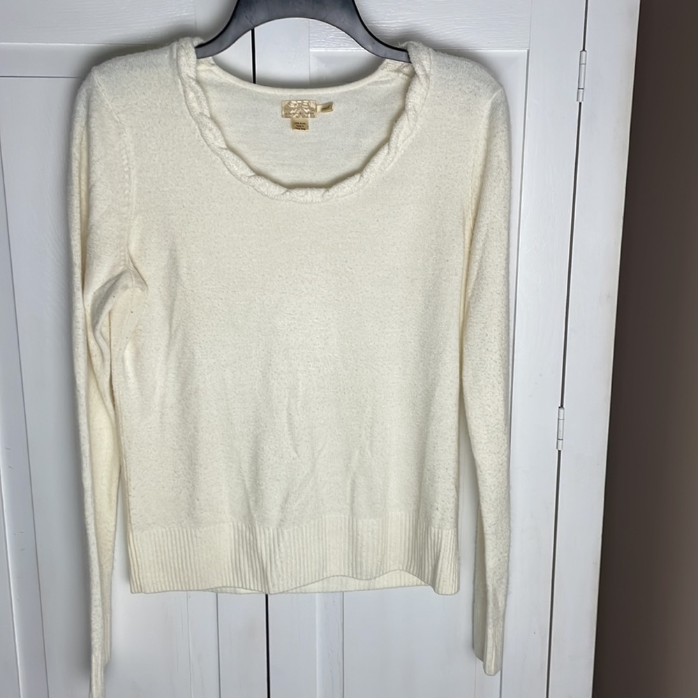G.H. Bass & Company White Knit Sweater 100% Acrylic Size Small